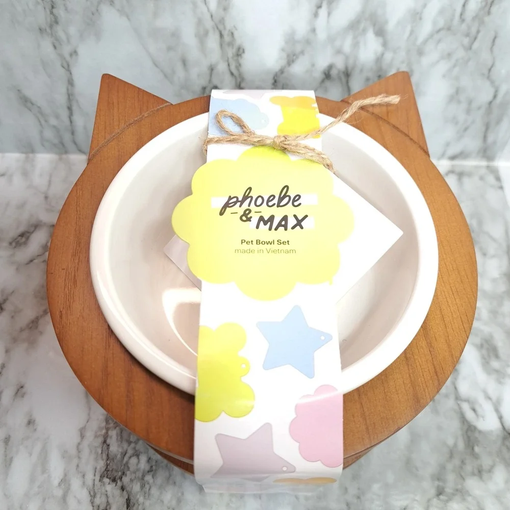 Phoebe & Max Pet‎ Bowl Set Elevated Ceramic Raised Cat Food Bowl Wood